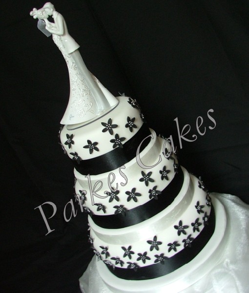 3 tier black and white wedding cake